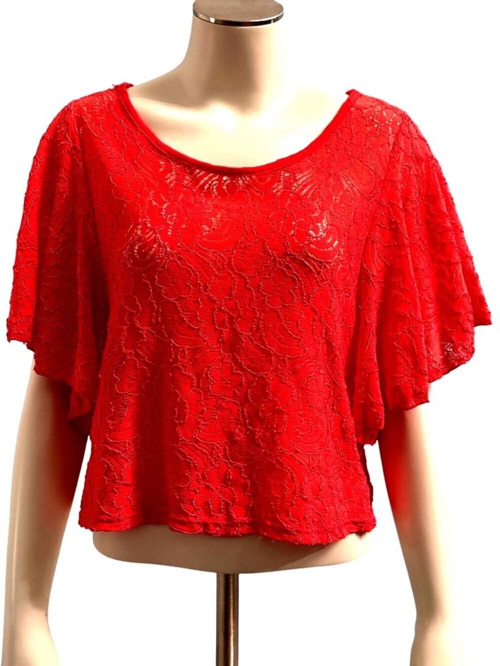 Red Lace Flutter Sleeve Layered Top Size Large Weekend Or Night Out Style Versat